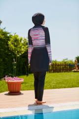 Kolları Parmak Geçmeli Renkli Çizgili Spor Tesettür Mayo- Siyah - Mayou