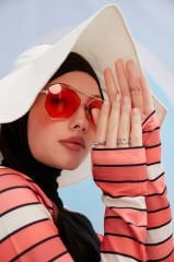 Kolları Parmak Geçmeli Şerit Çizgili Spor Tesettür Mayo- Siyah - Mayou