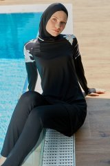 Kolları Parmak Geçmeli Omuzları Çiçek Desenli Spor Tesettür Mayo  Siyah Beyaz -  Mayou M