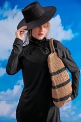 Omuzları Fırfırlı Tesettür Mayo - Siyah