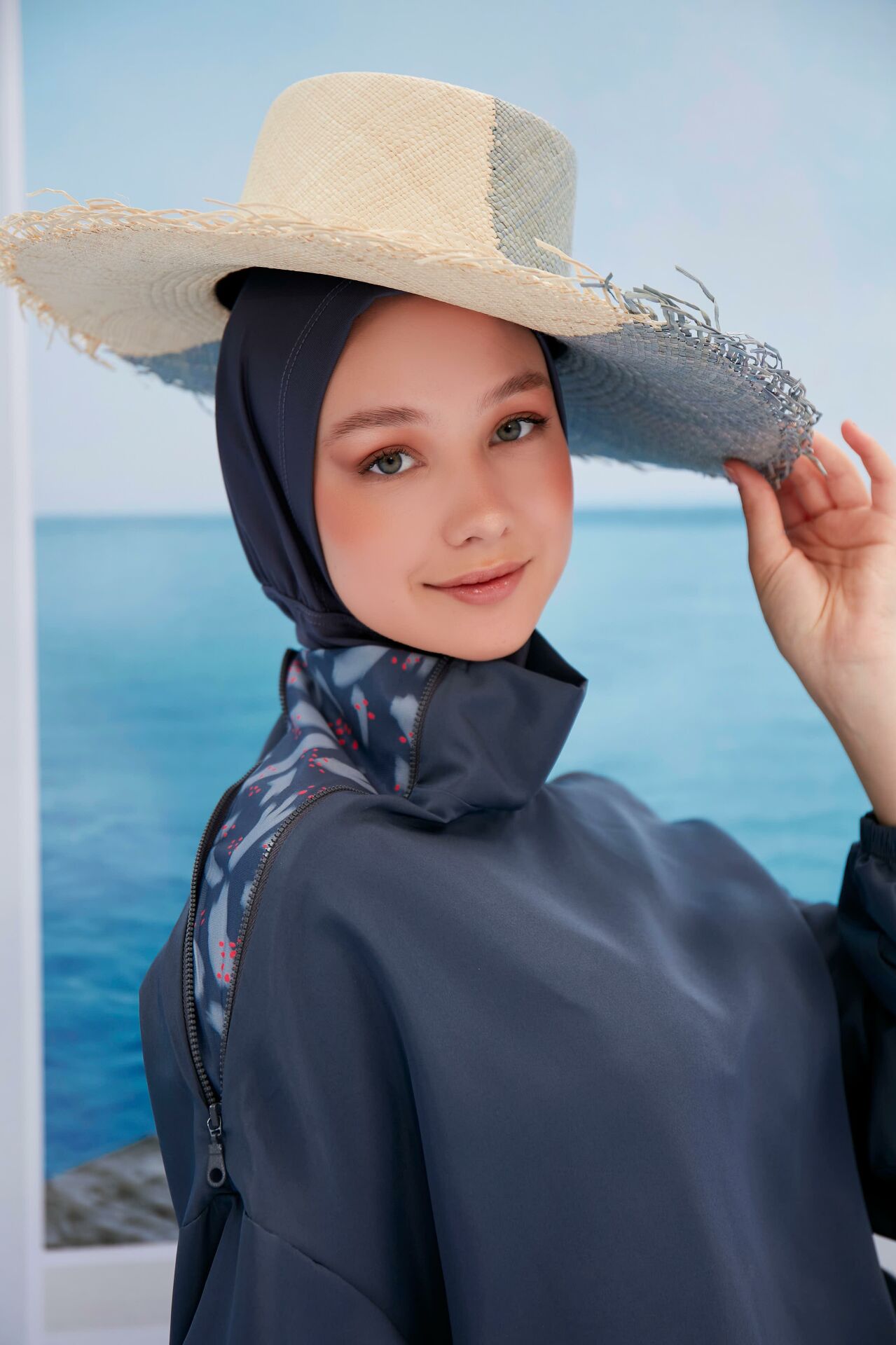 Omuzu Fermuarlı Tesettür Mayo - Antrasit/Fuşya